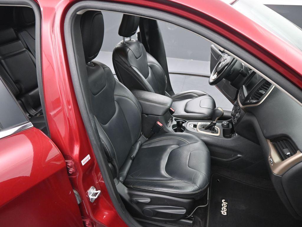 used 2016 Jeep Cherokee car, priced at $15,999