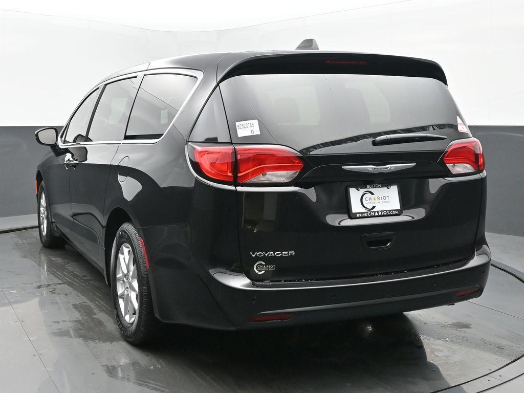 new 2025 Chrysler Voyager car, priced at $41,136