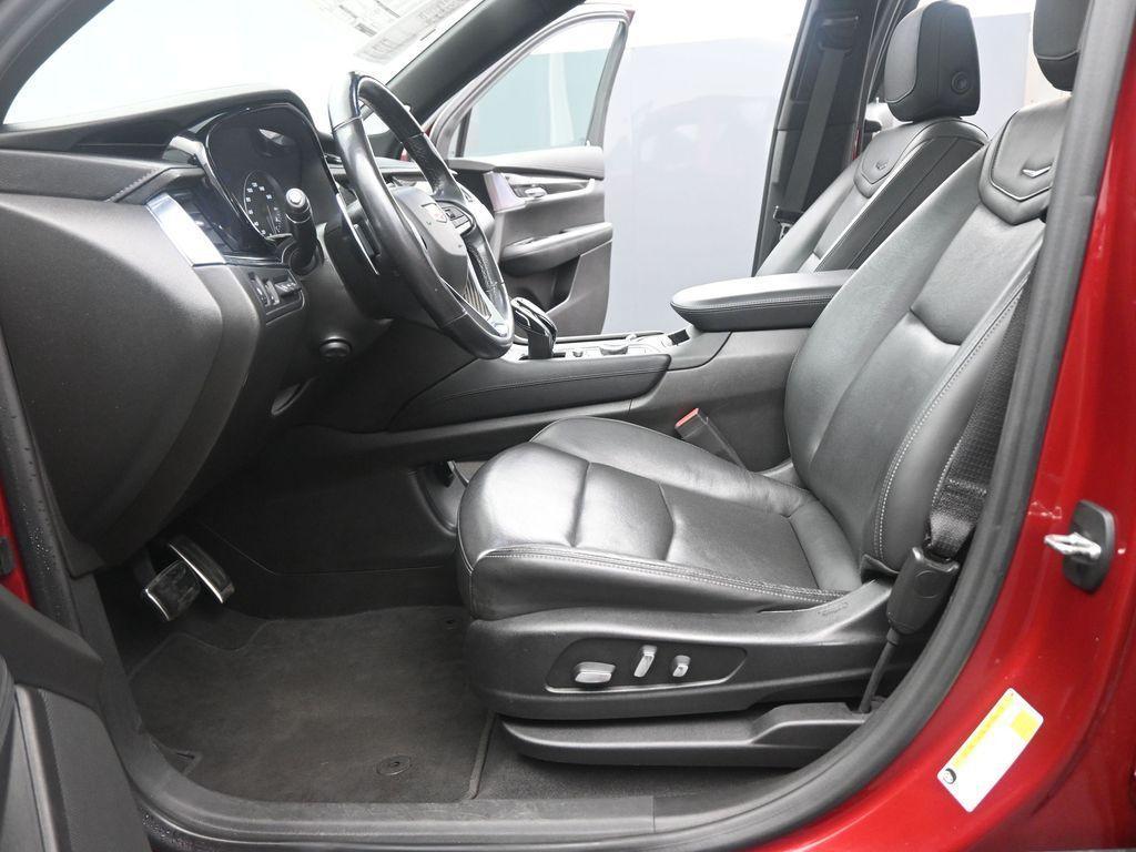 used 2020 Cadillac XT6 car, priced at $30,716