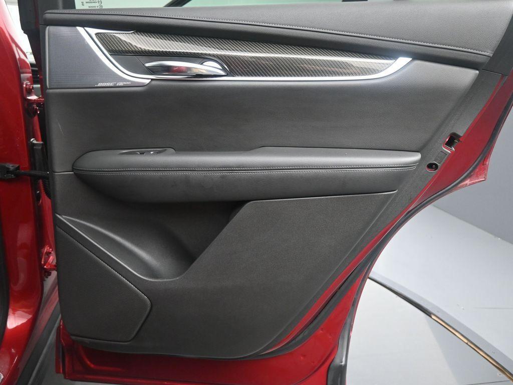 used 2020 Cadillac XT6 car, priced at $30,716