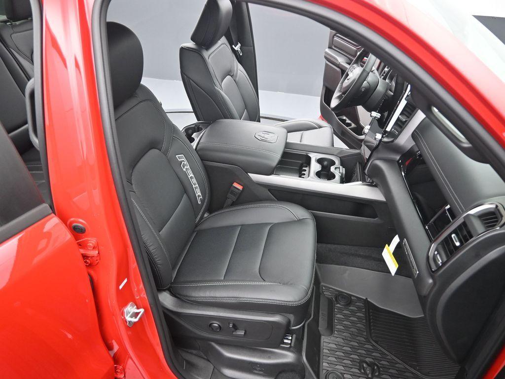 new 2025 Ram 1500 car, priced at $76,018