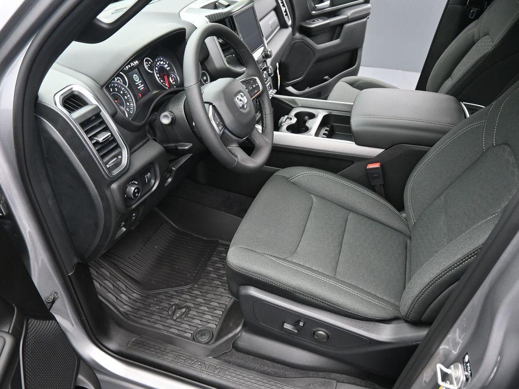 new 2025 Ram 1500 car, priced at $52,713