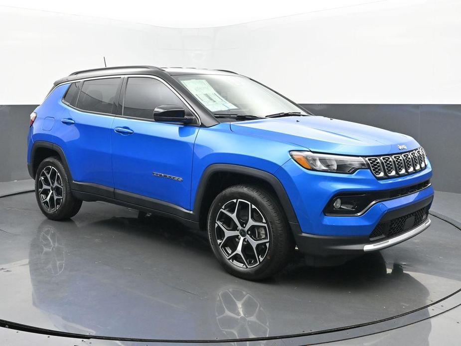 new 2025 Jeep Compass car, priced at $31,659