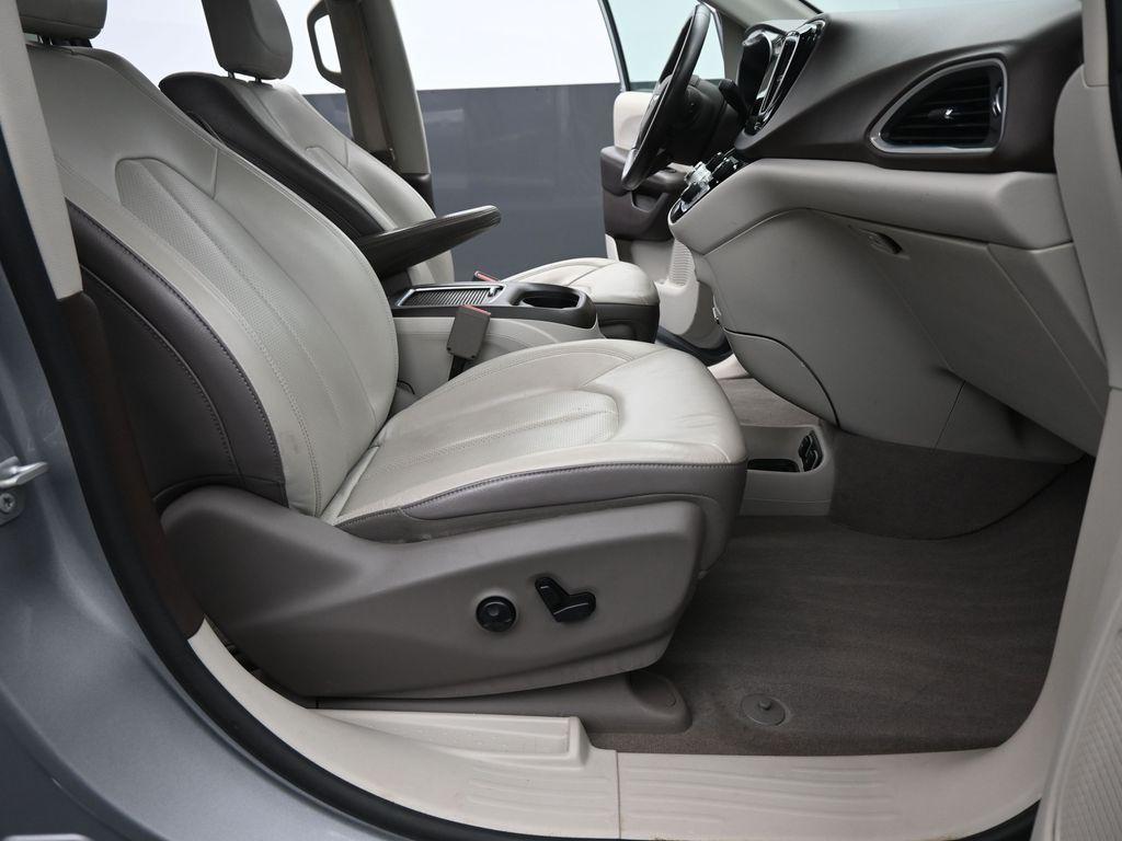used 2018 Chrysler Pacifica car, priced at $16,899