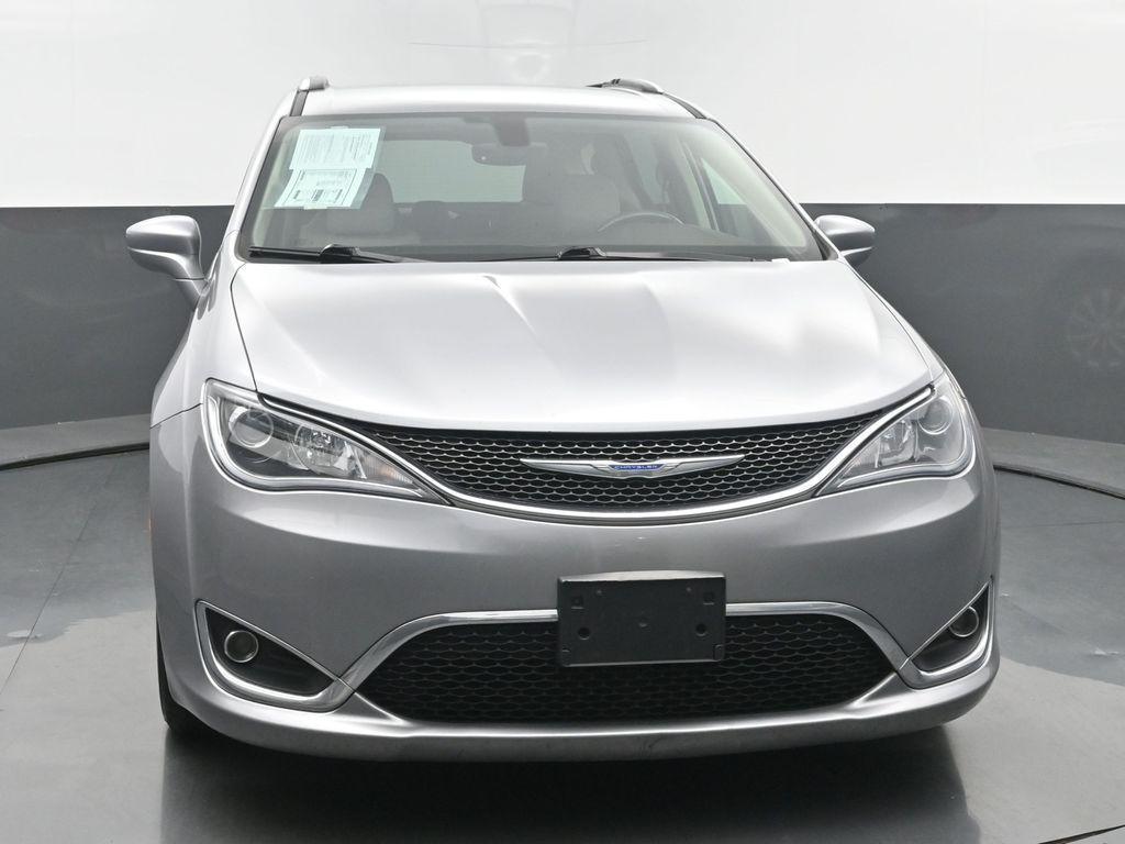 used 2018 Chrysler Pacifica car, priced at $16,899