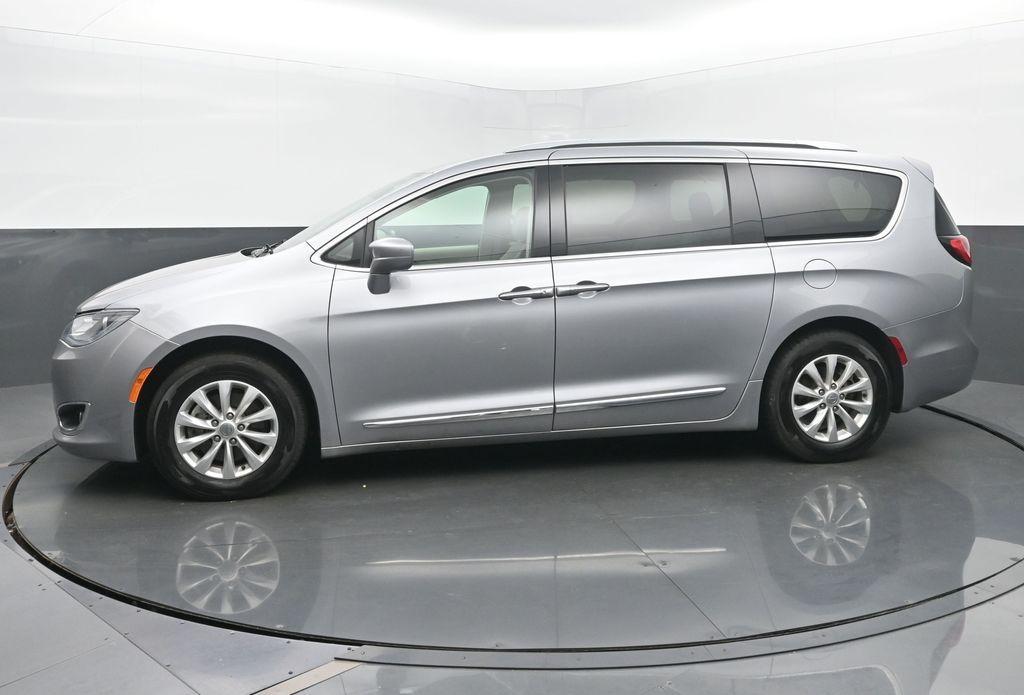 used 2018 Chrysler Pacifica car, priced at $16,899