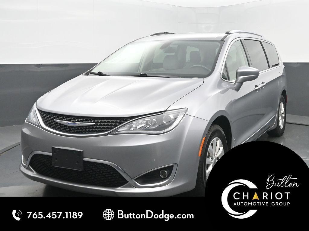 used 2018 Chrysler Pacifica car, priced at $16,899