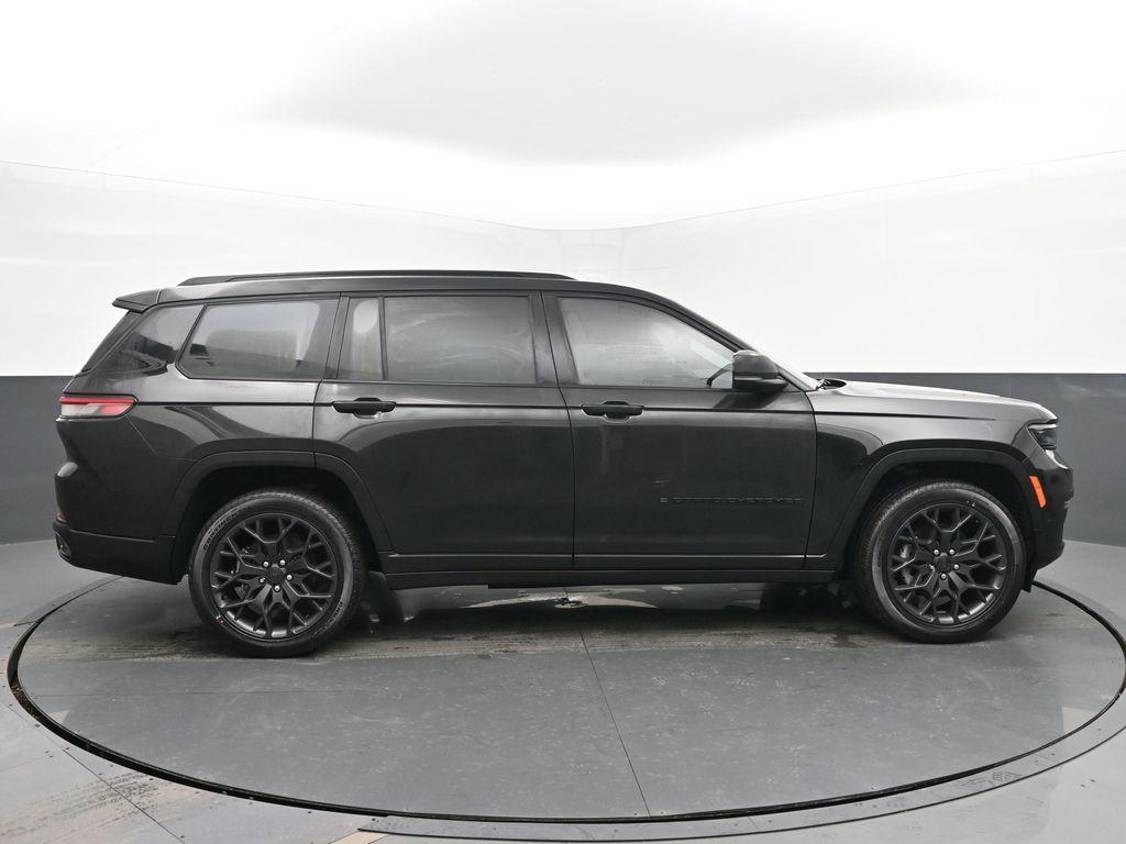 new 2025 Jeep Grand Cherokee L car, priced at $67,074