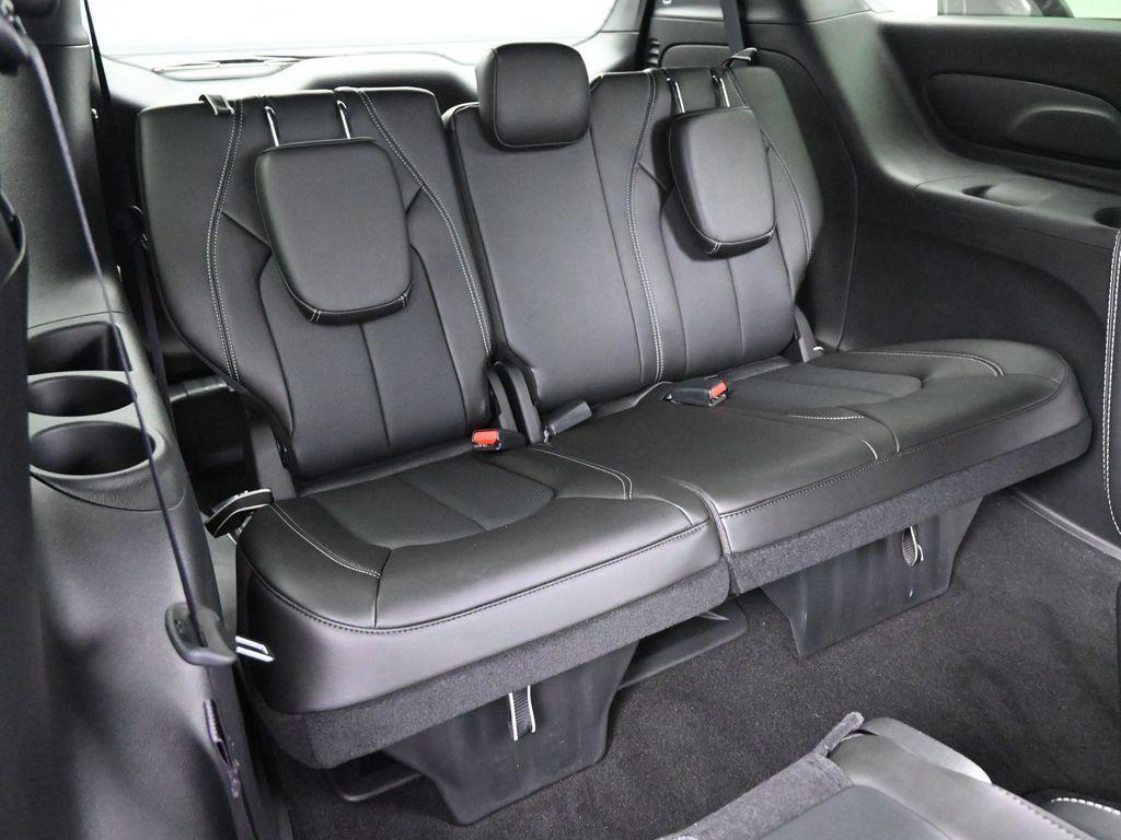 new 2025 Chrysler Pacifica car, priced at $43,172
