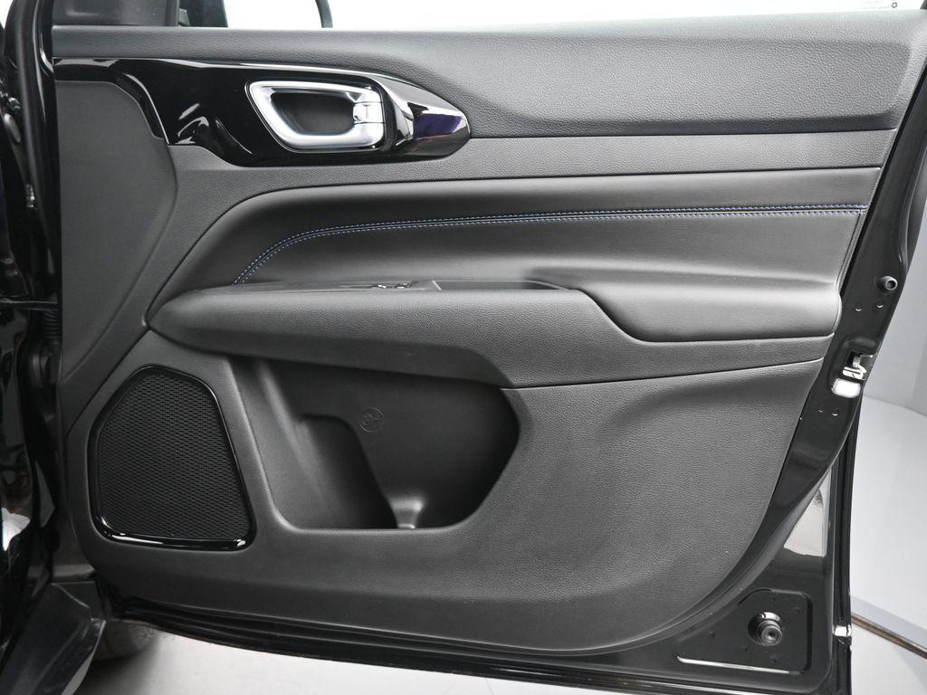 new 2026 Jeep Compass car, priced at $36,261