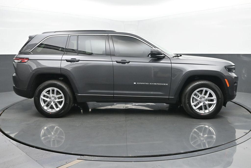 new 2025 Jeep Grand Cherokee car, priced at $39,745