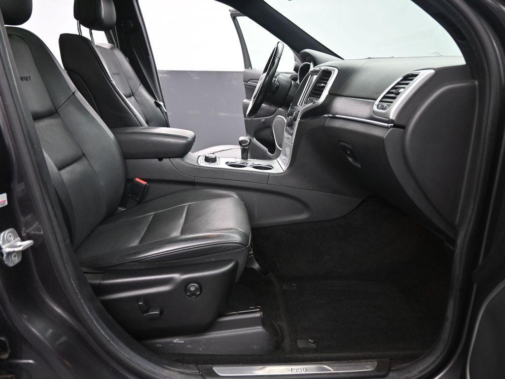 used 2014 Jeep Grand Cherokee car, priced at $17,799