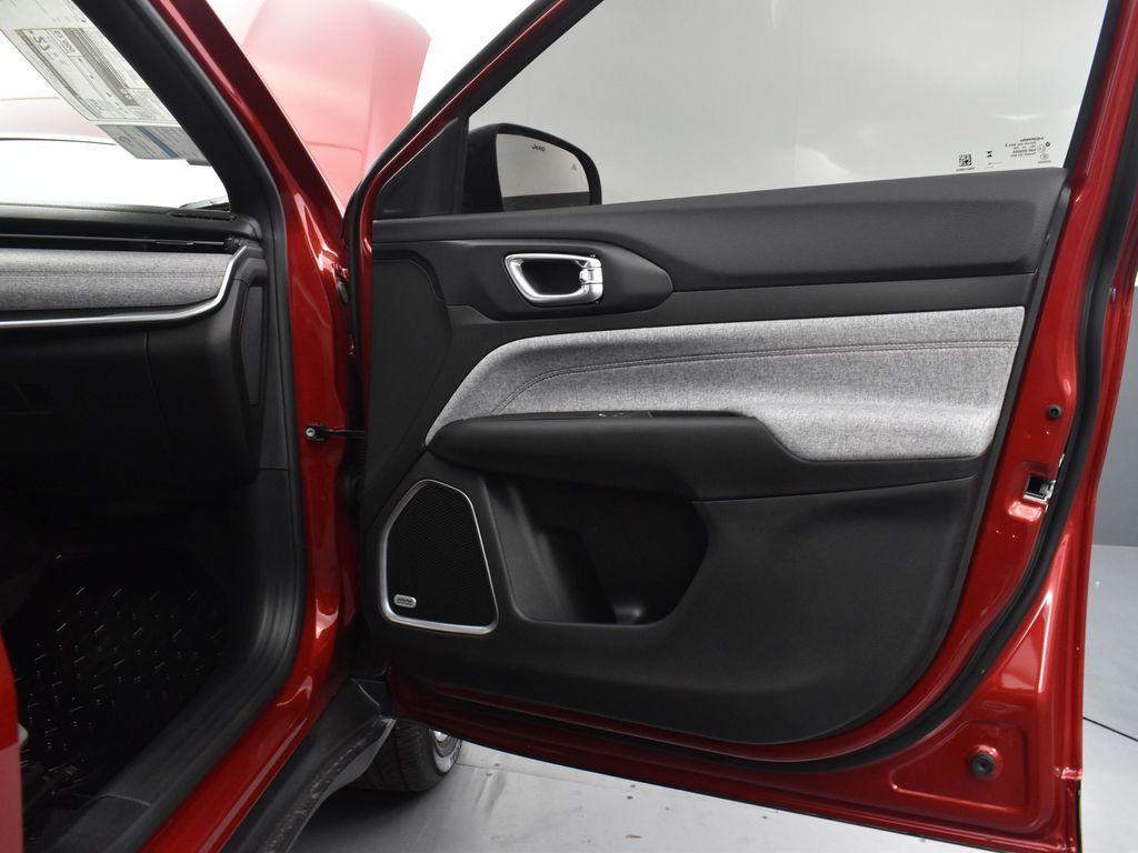 new 2024 Jeep Compass car, priced at $31,729