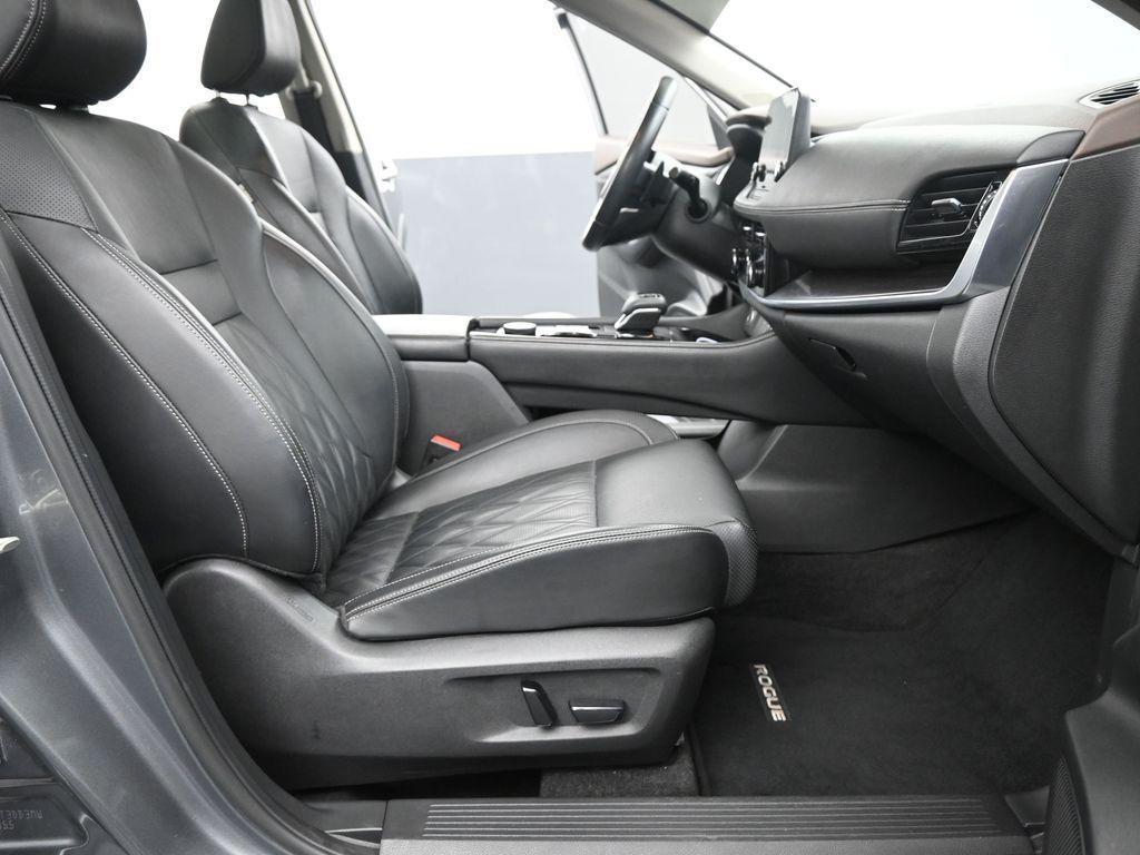 used 2021 Nissan Rogue car, priced at $26,999