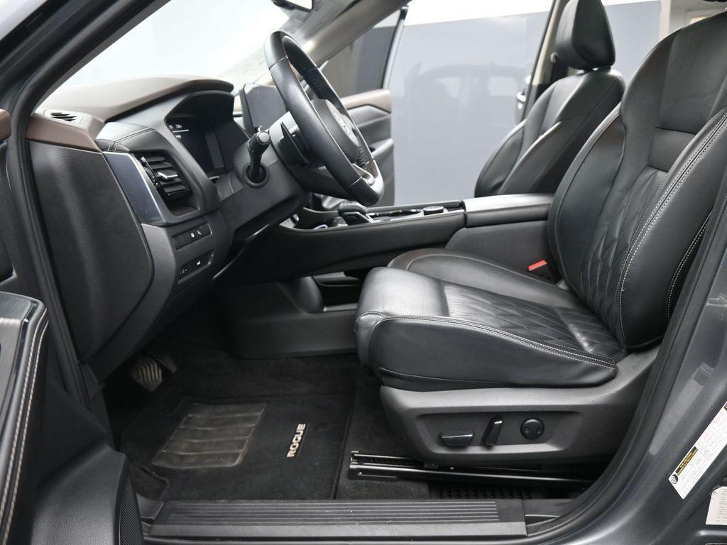 used 2021 Nissan Rogue car, priced at $26,999
