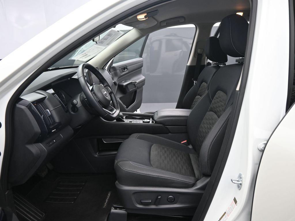 used 2023 Nissan Pathfinder car, priced at $29,999
