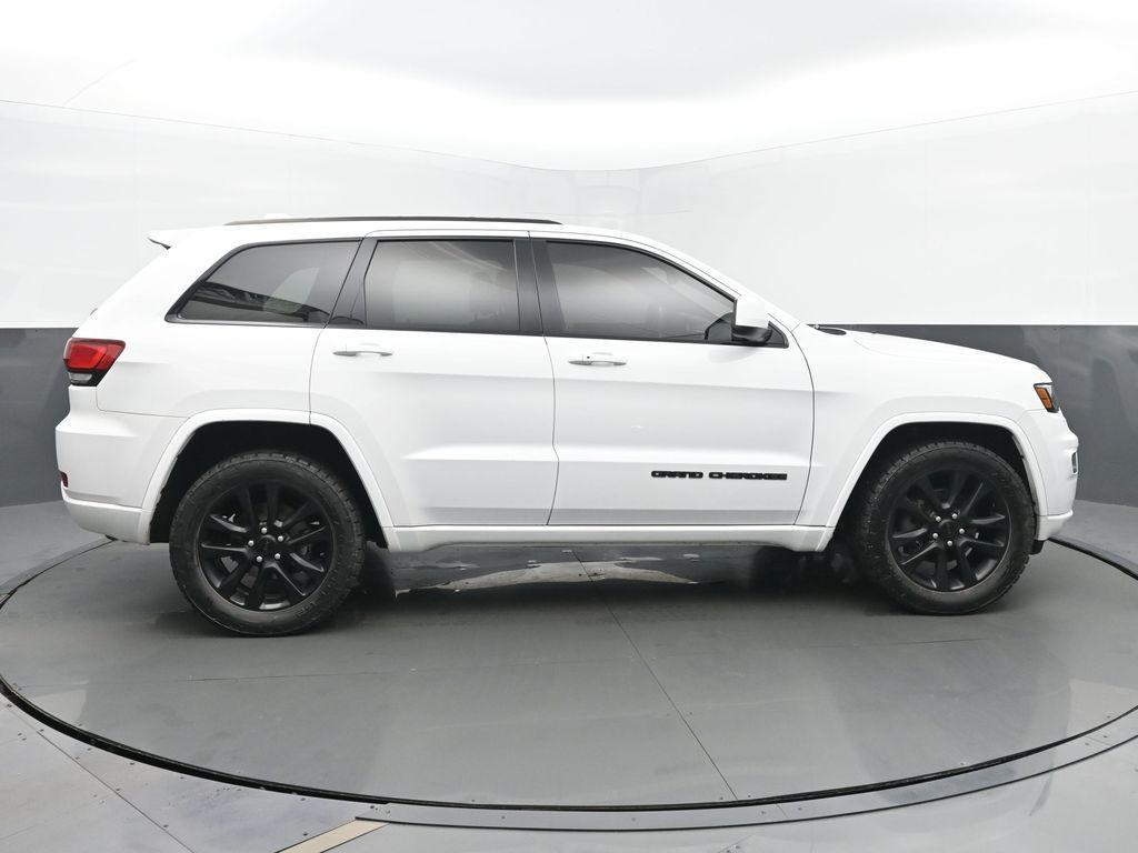 used 2017 Jeep Grand Cherokee car, priced at $17,986