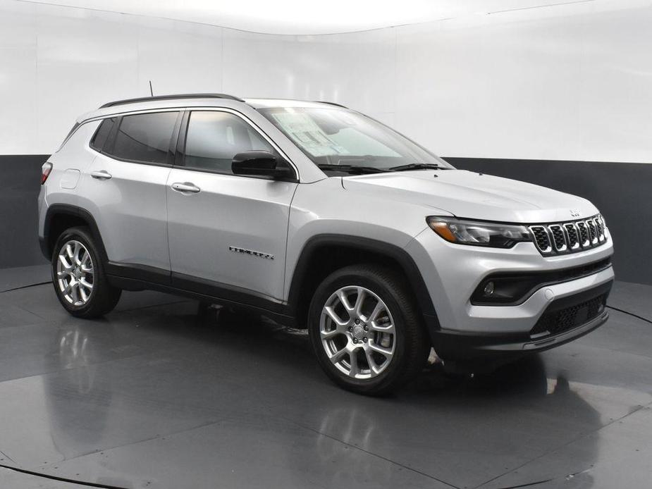 new 2024 Jeep Compass car, priced at $35,766