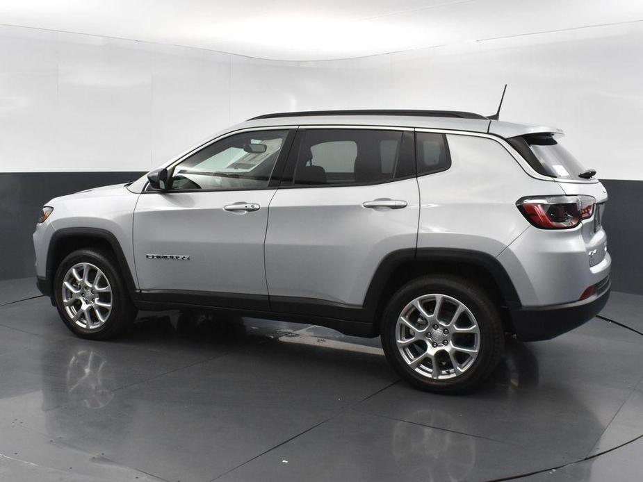 new 2024 Jeep Compass car, priced at $32,266