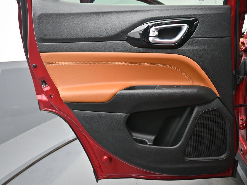 used 2024 Jeep Compass car, priced at $26,999