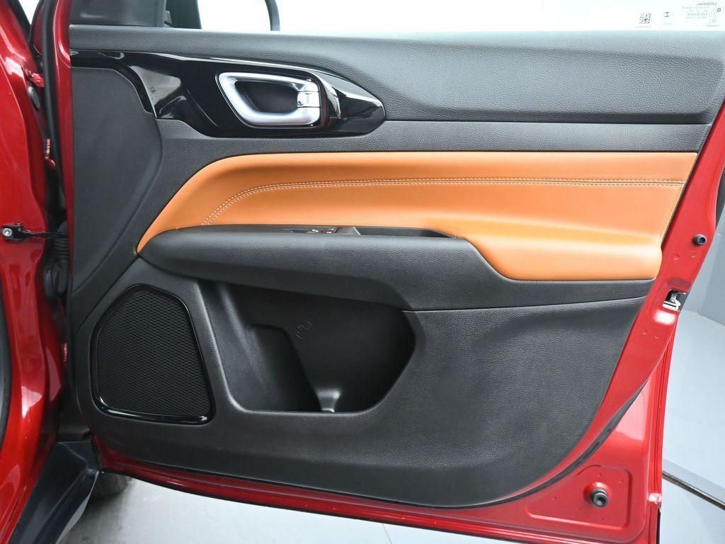 used 2024 Jeep Compass car, priced at $26,999