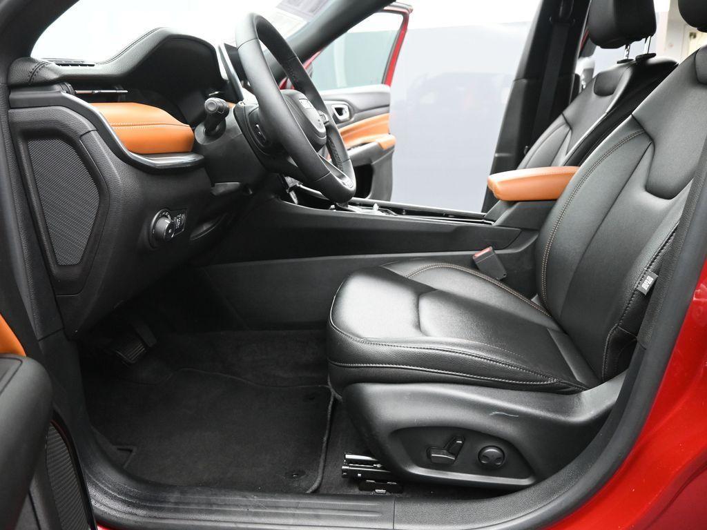 used 2024 Jeep Compass car, priced at $26,999