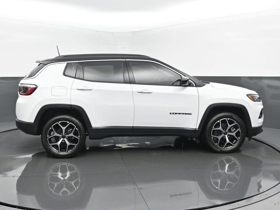 new 2025 Jeep Compass car, priced at $31,094