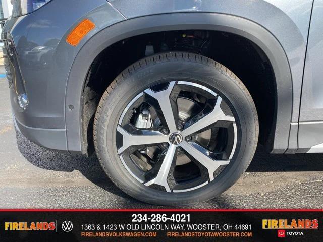 new 2025 Volkswagen Tiguan car, priced at $36,855