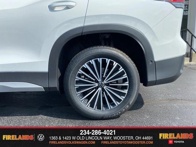new 2025 Volkswagen Tiguan car, priced at $32,225