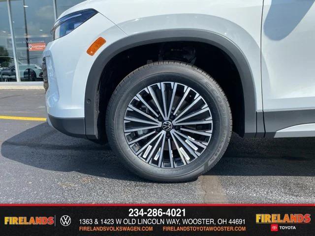 new 2025 Volkswagen Tiguan car, priced at $32,225