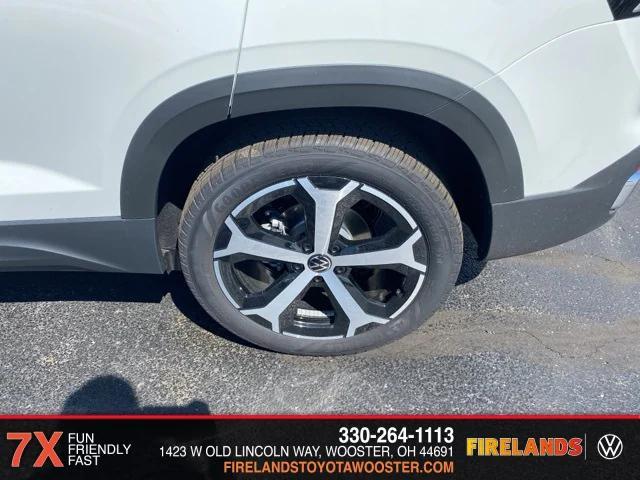 new 2025 Volkswagen Taos car, priced at $36,454