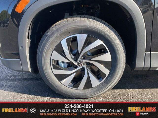 new 2025 Volkswagen Tiguan car, priced at $32,051
