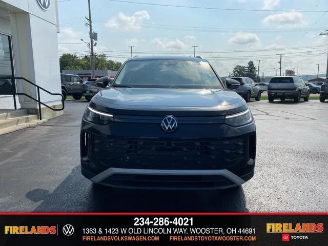 new 2025 Volkswagen Tiguan car, priced at $33,671