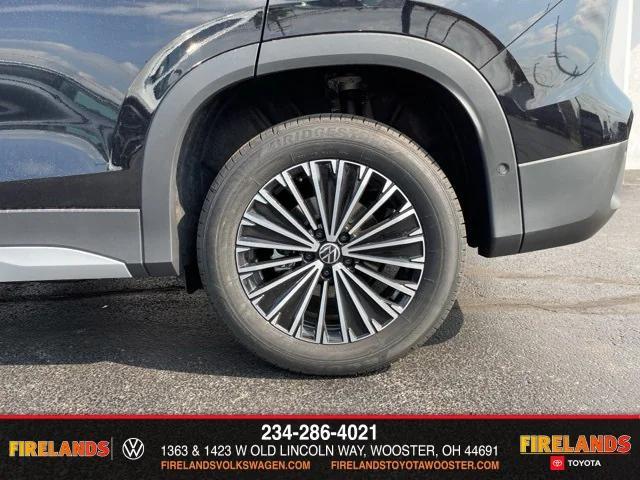 new 2025 Volkswagen Tiguan car, priced at $33,671
