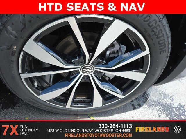 new 2025 Volkswagen Atlas car, priced at $53,967