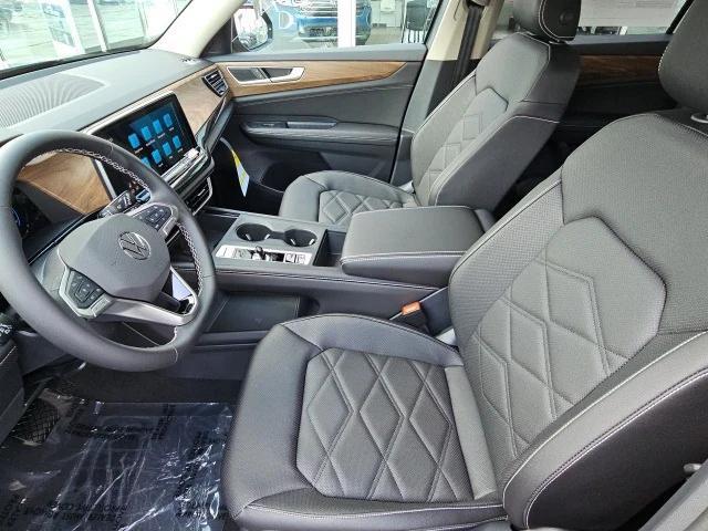 new 2025 Volkswagen Atlas car, priced at $41,038