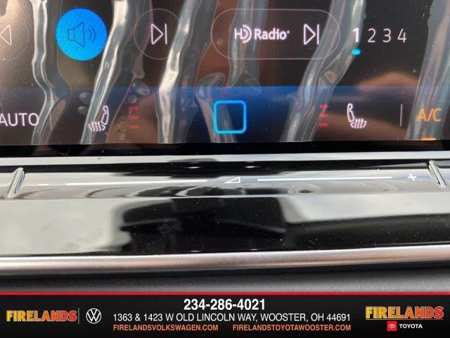 new 2025 Volkswagen Tiguan car, priced at $36,671