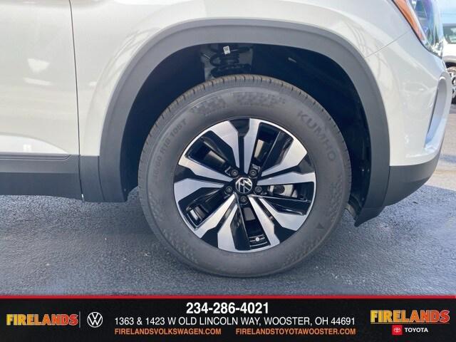 new 2026 Volkswagen Atlas car, priced at $44,189