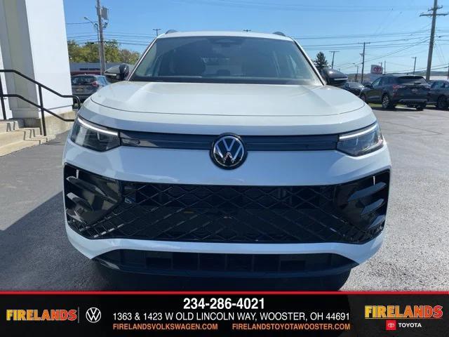 new 2025 Volkswagen Tiguan car, priced at $40,702