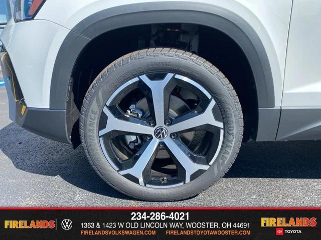 new 2025 Volkswagen Taos car, priced at $36,454