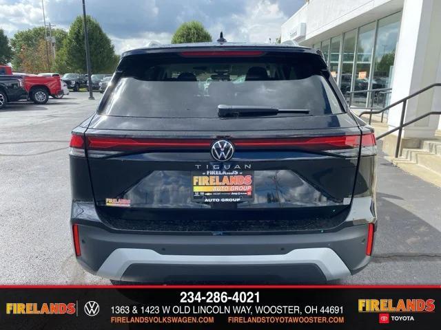 new 2025 Volkswagen Tiguan car, priced at $32,571