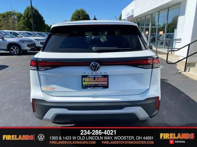 new 2025 Volkswagen Tiguan car, priced at $35,975