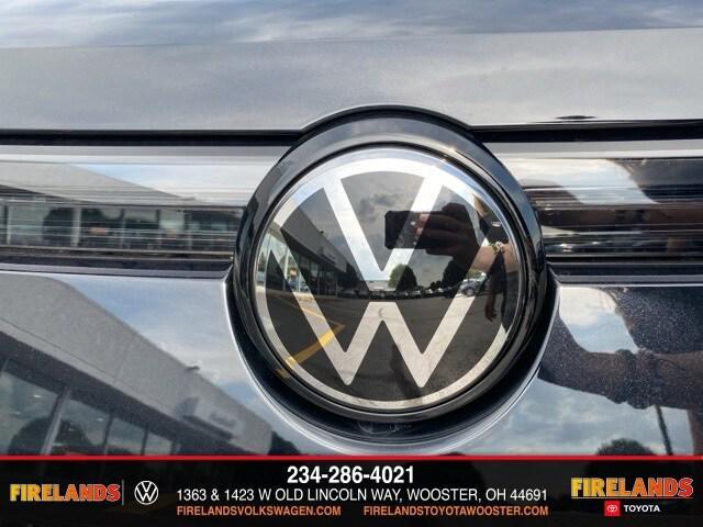 new 2025 Volkswagen Tiguan car, priced at $38,547