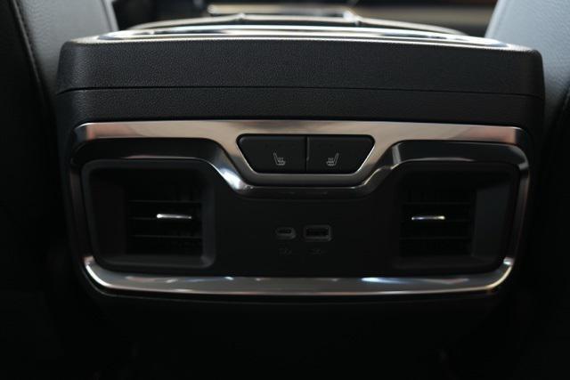 new 2025 GMC Sierra 1500 car, priced at $73,525