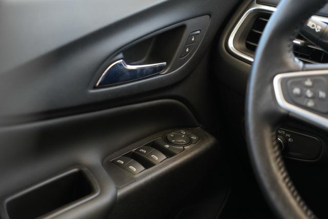 used 2022 Chevrolet Equinox car, priced at $20,999