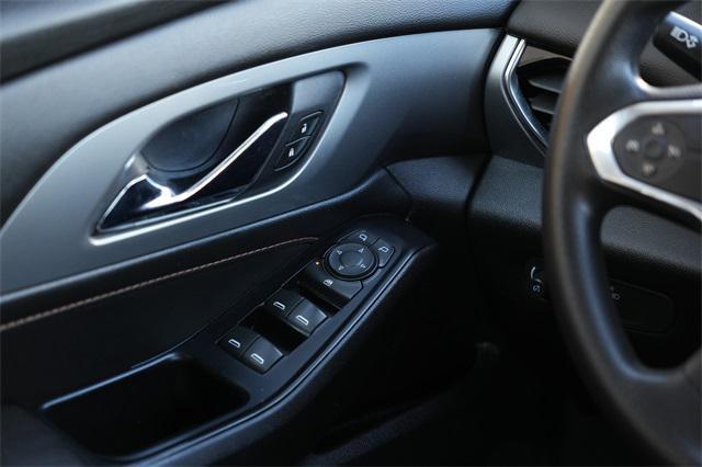 used 2019 Chevrolet Traverse car, priced at $18,999