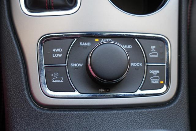 used 2021 Jeep Grand Cherokee car, priced at $30,823