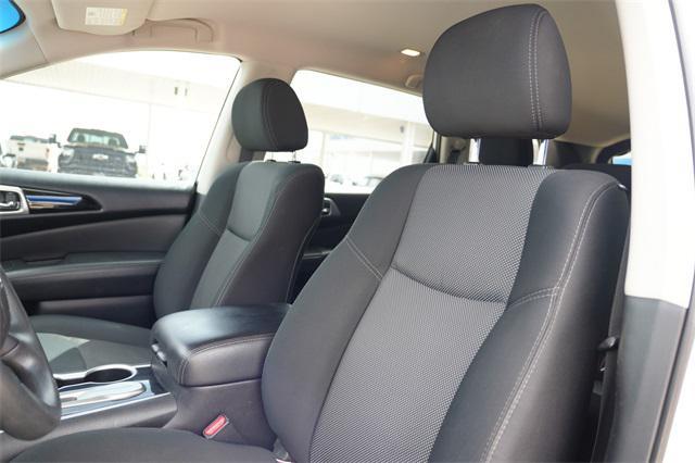 used 2018 Nissan Pathfinder car, priced at $14,999