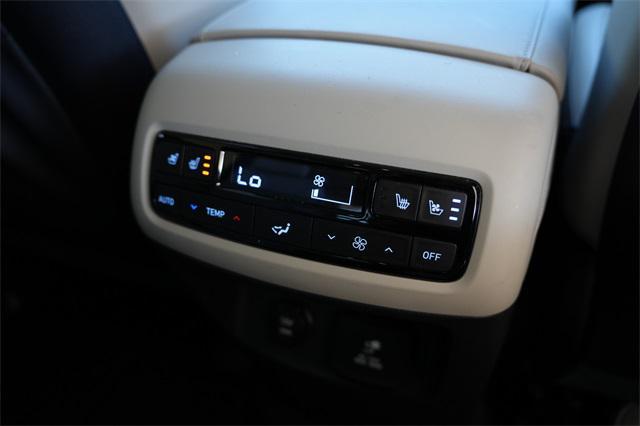 used 2024 Hyundai Palisade car, priced at $42,999