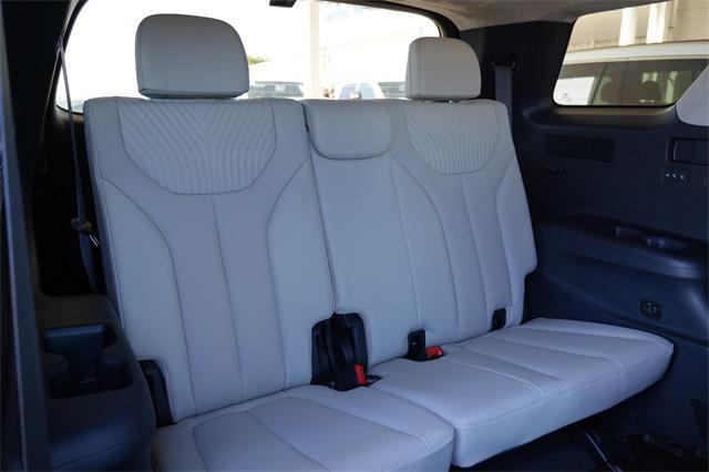used 2024 Hyundai Palisade car, priced at $42,999